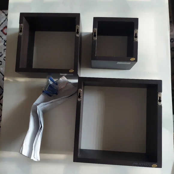 NWOT shadow boxes or cube display shelves - comes with screws, etc - Picture 3 of 10